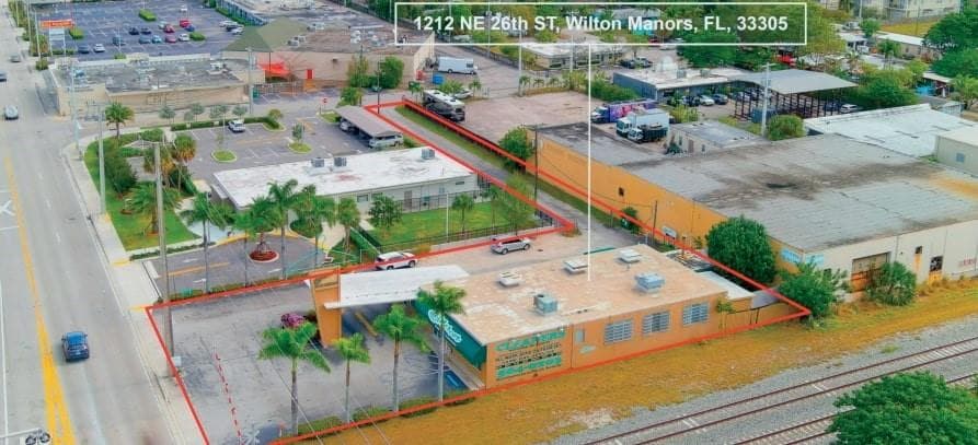 1212 NE 26th Street, Wilton Manors FL 33305