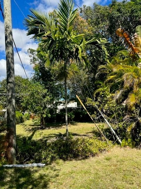 821 NE 120th St, Biscayne Park FL 33161