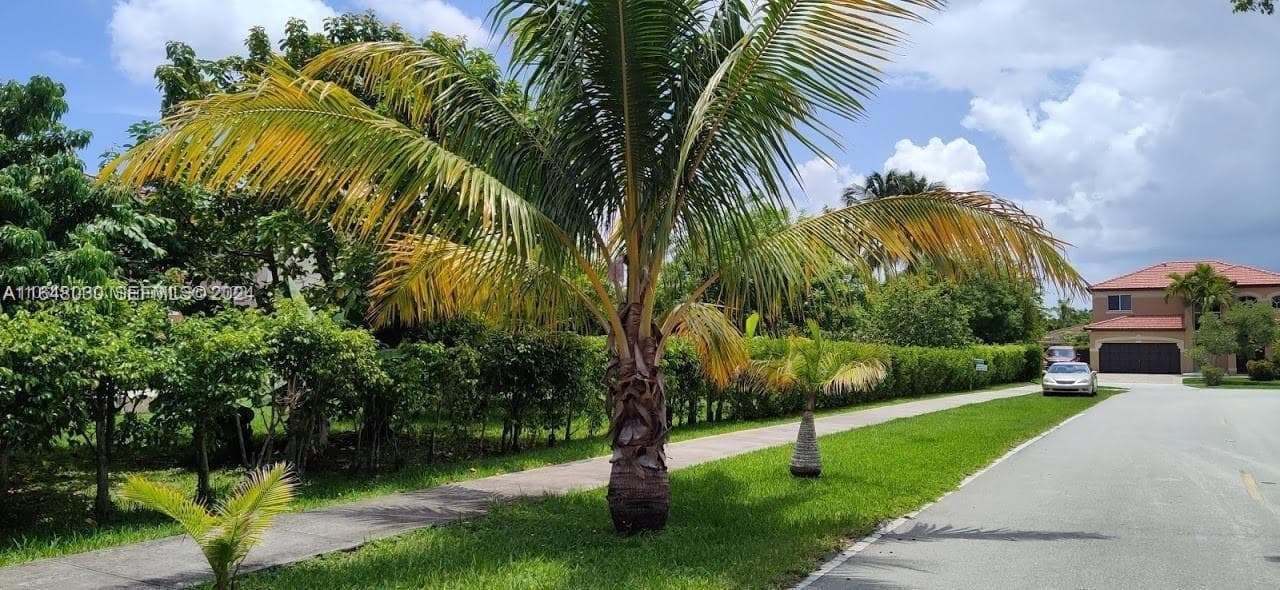 157th CT SW 65th TERRACE, Miami FL 33193