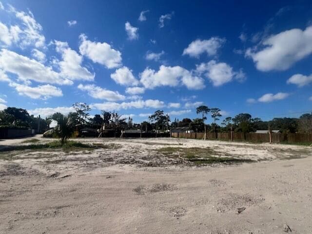 Land