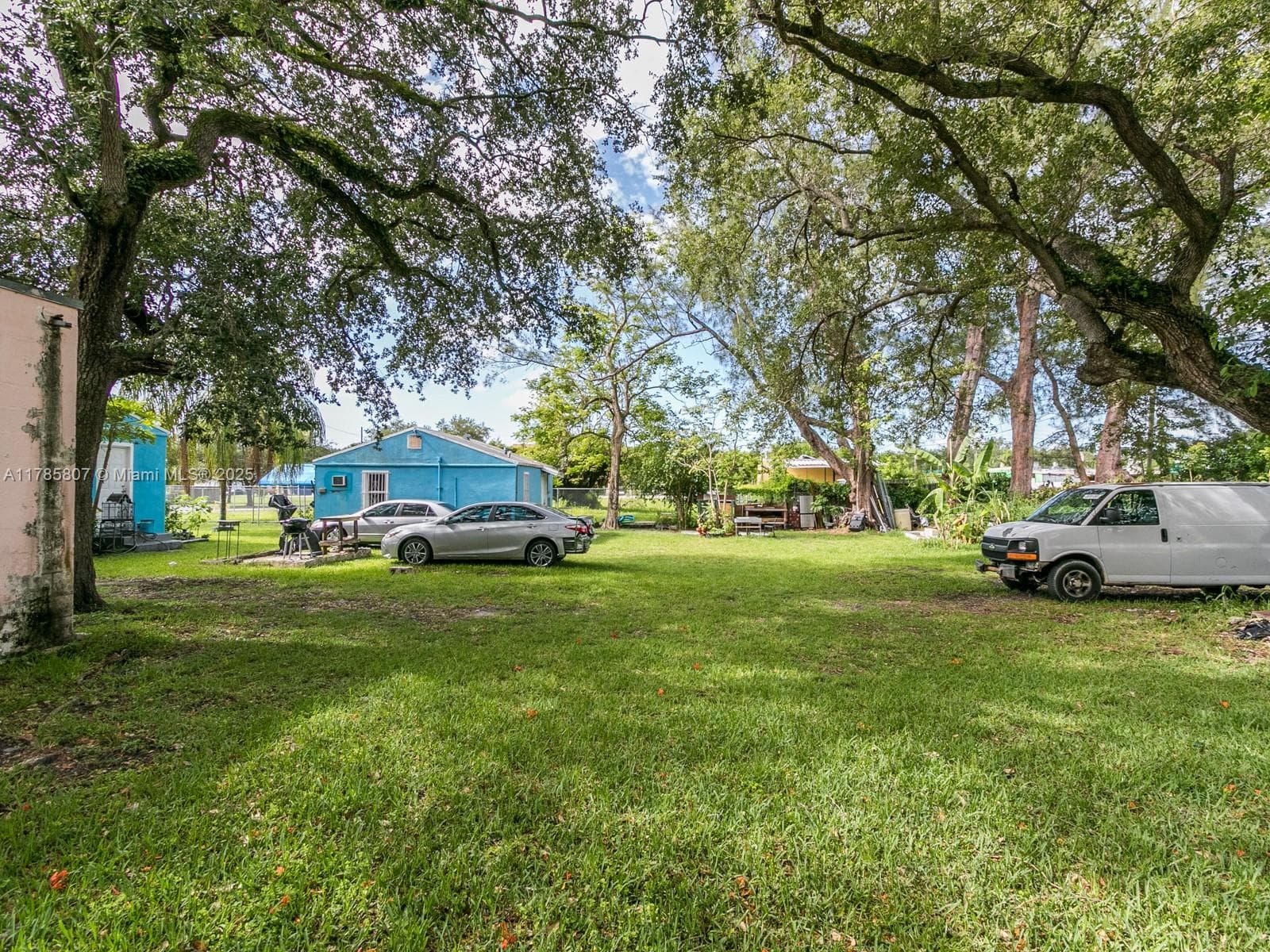7946 NW 12th Pl, Miami FL 33147