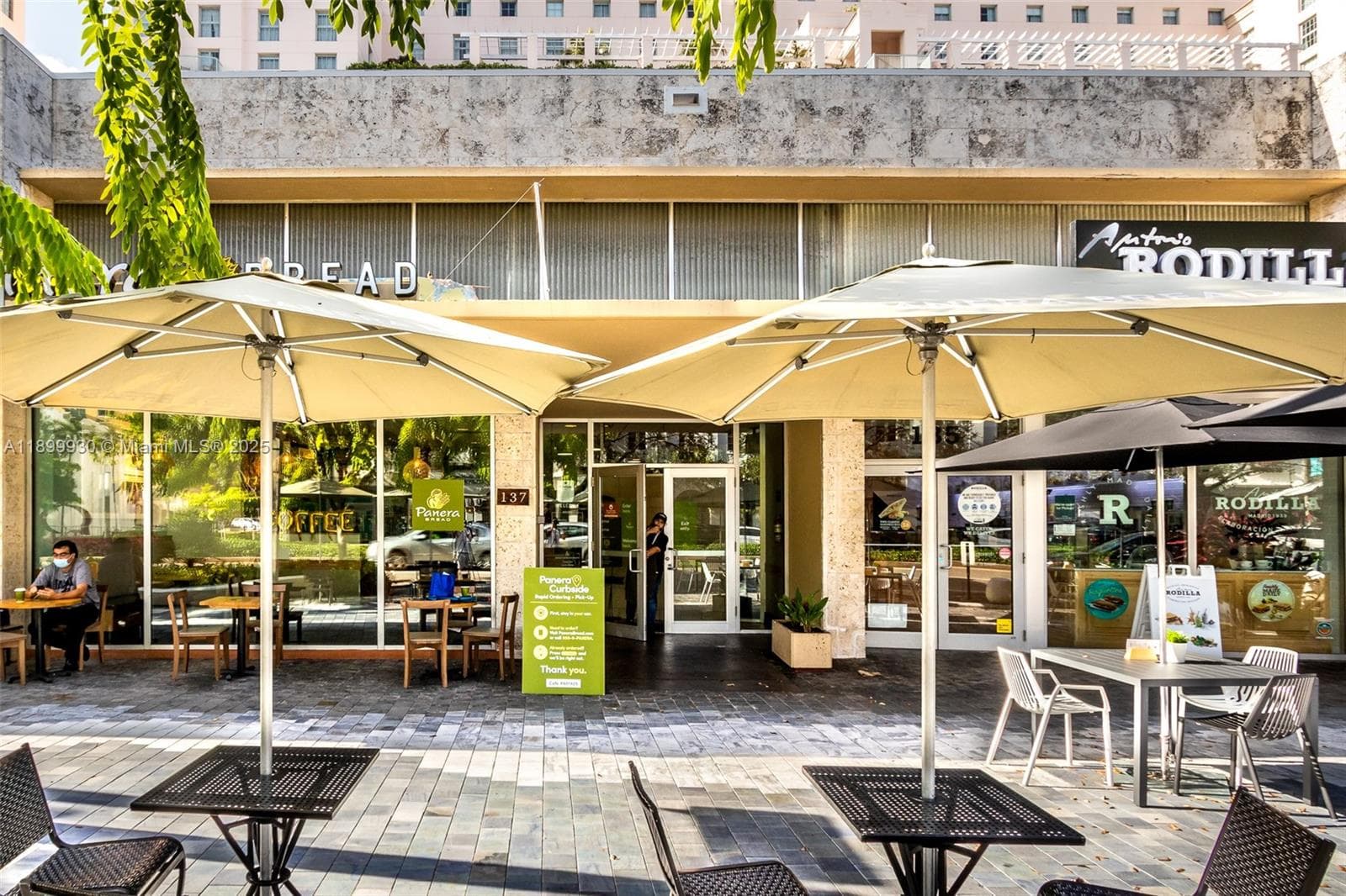 137 Miracle Mile, Coral Gables FL 33134