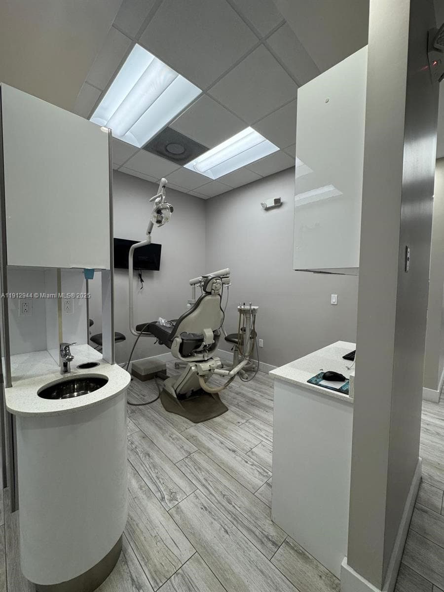 9440 W Commercial Blvd, Sunrise FL 33351