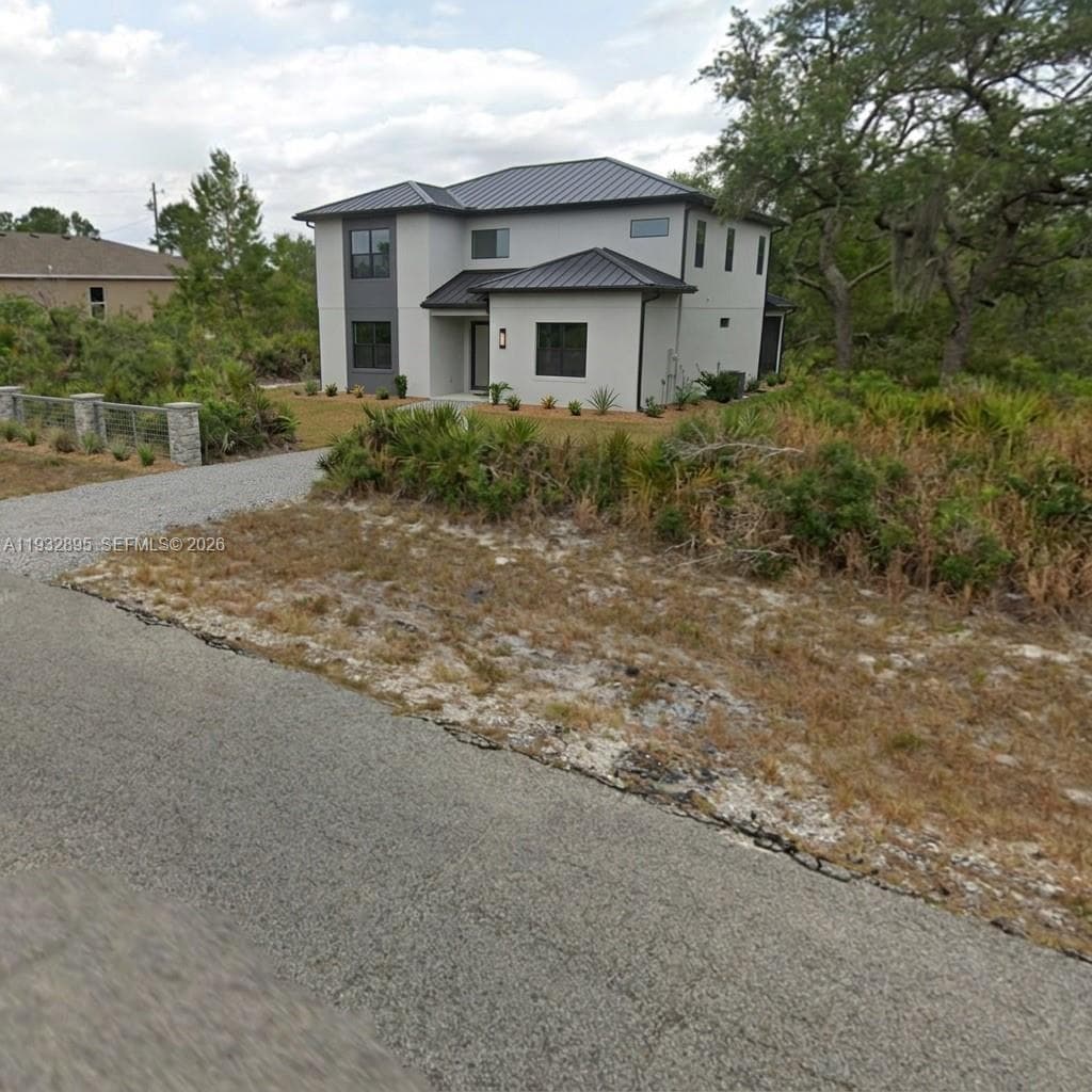 5846 VIRTUDES ST, Sebring FL 33872