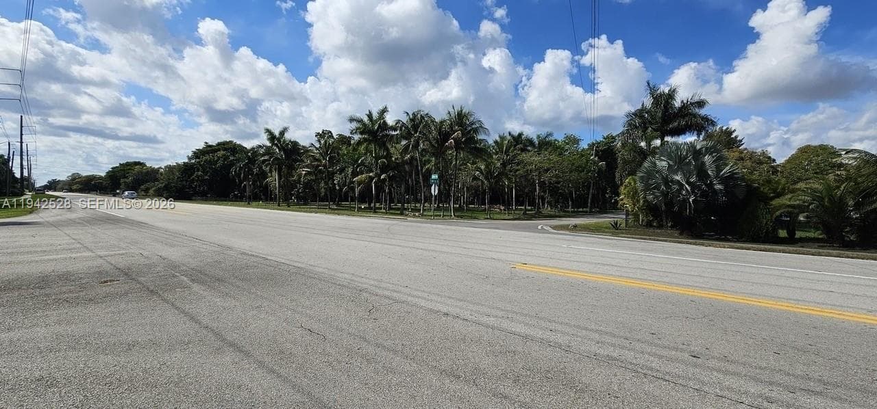 1615 Hiatus Rd, Davie FL 33325