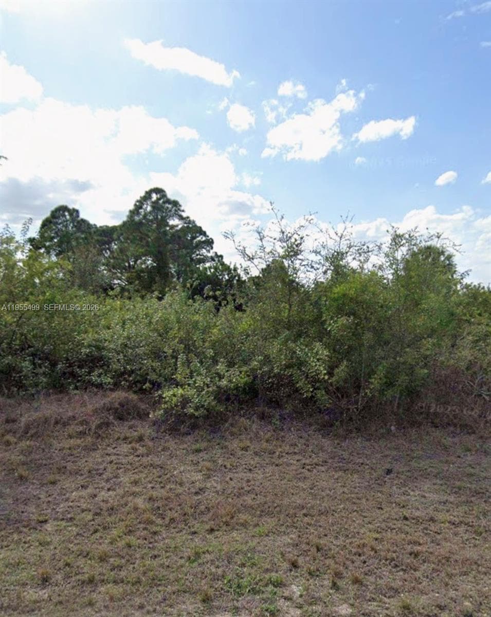 128 Aurora Ave S, Lehigh Acres FL 33974