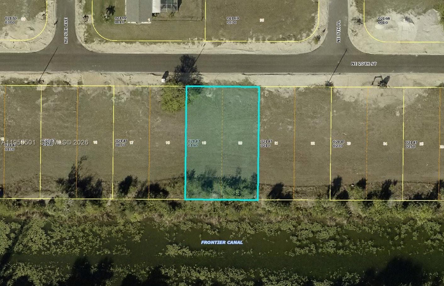 908 NE 20TH ST, Cape Coral FL 33909