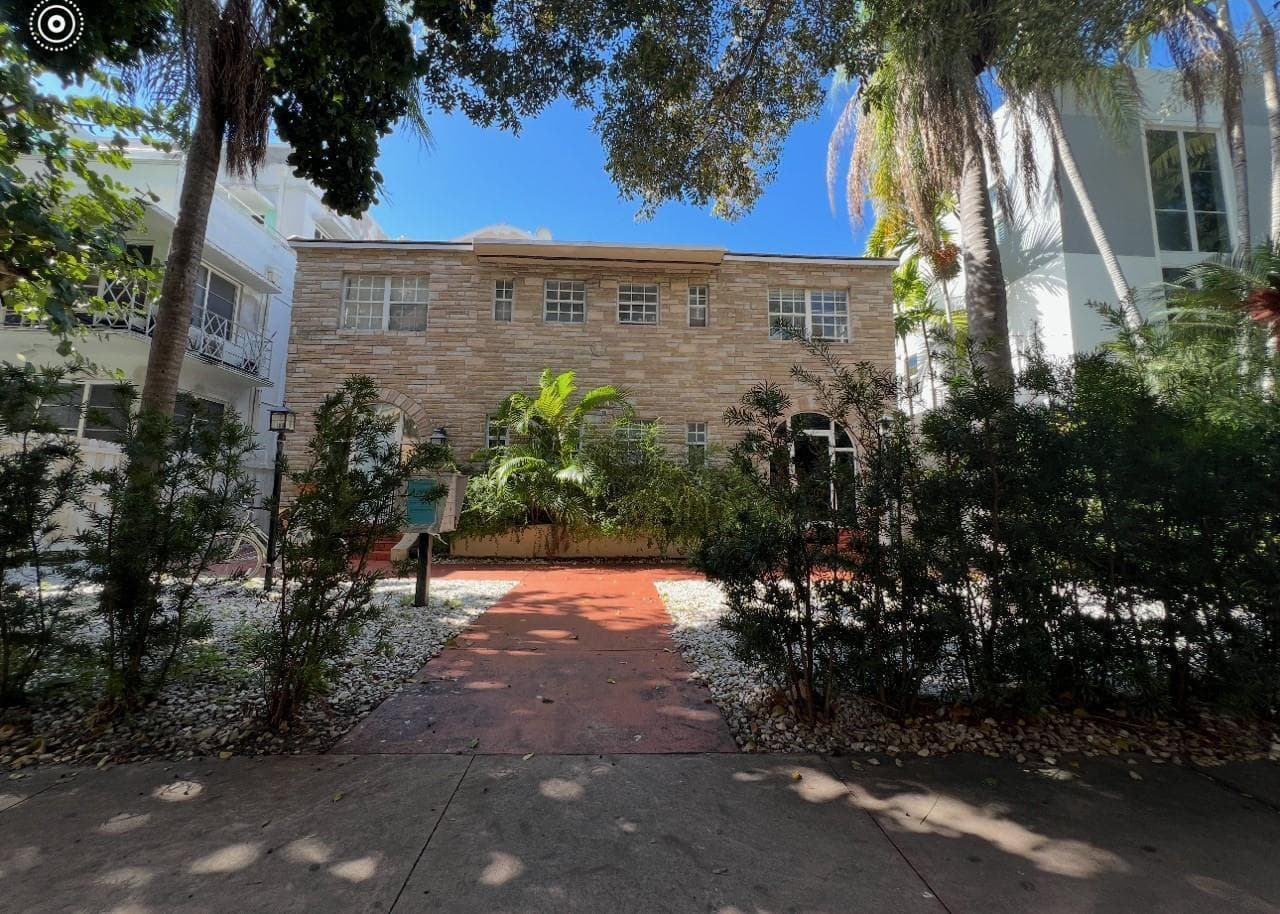 828 Pennsylvania Avenue, Miami Beach FL 33139
