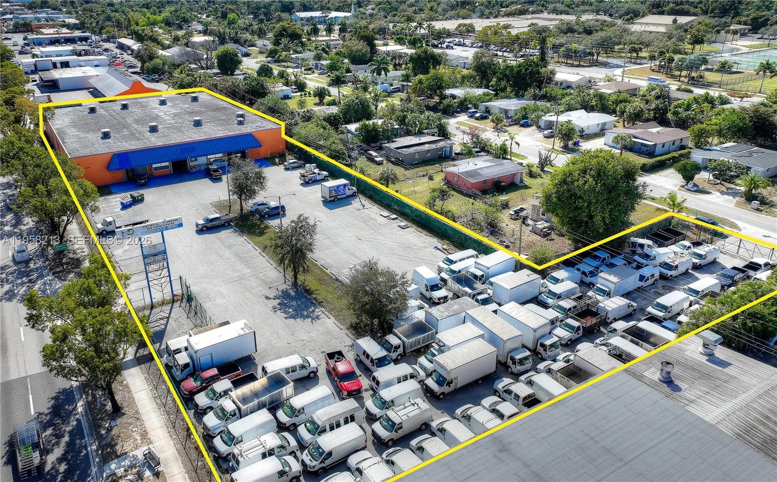 3040 Fowler Street, Fort Myers FL 33901