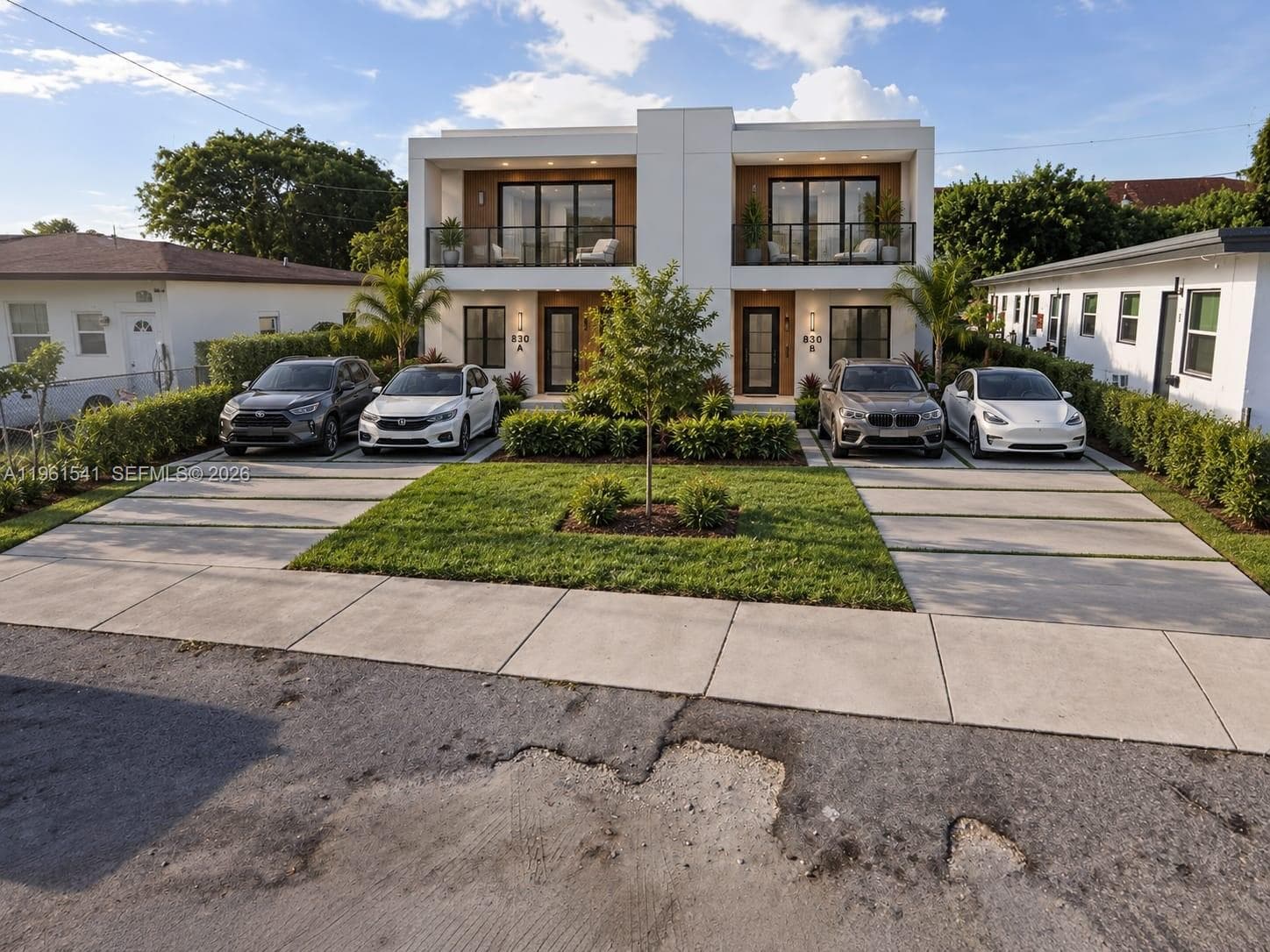 10 Nw St, Hallandale Beach FL 33009