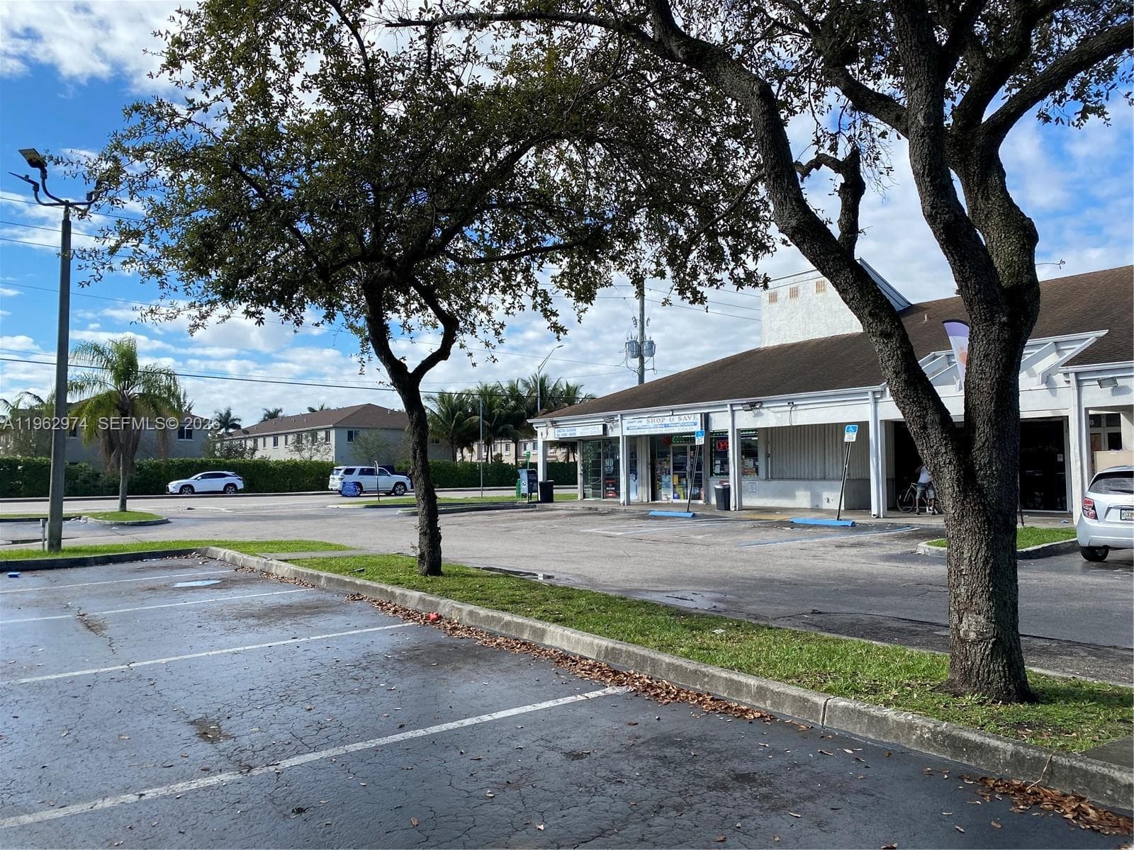 4040 SW 69th Ave, Miramar FL 33023