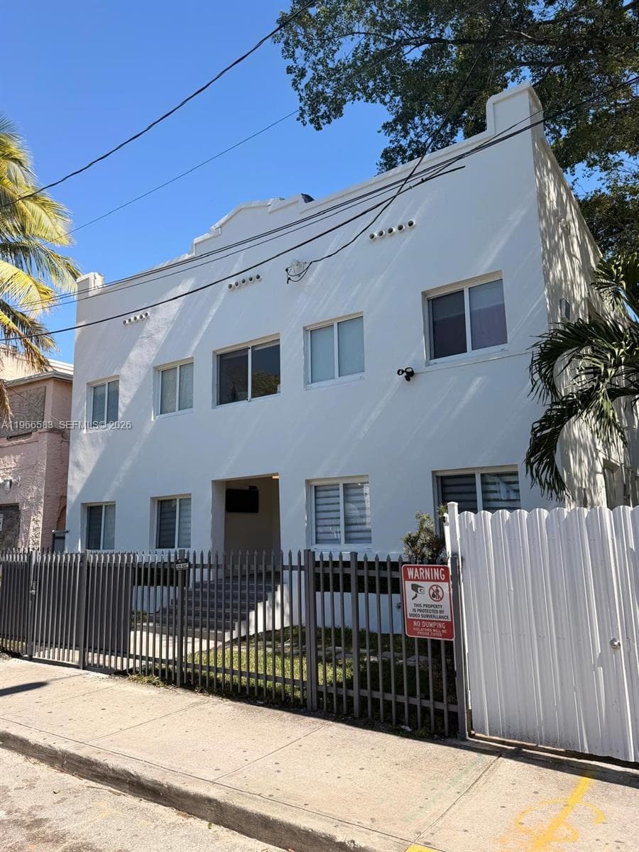337 SW 10th Ave, Miami FL 33130