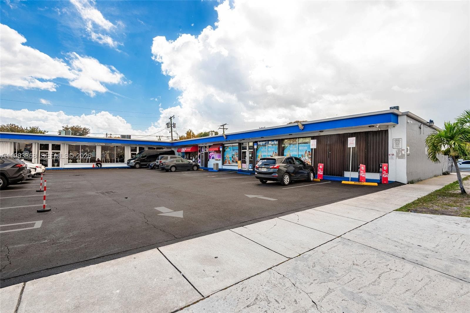 1992 E 4th Ave, Hialeah FL 33010