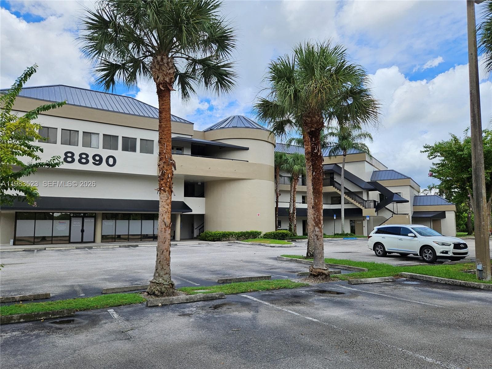 8890 W Oakland Park Blvd # M, Sunrise FL 33351