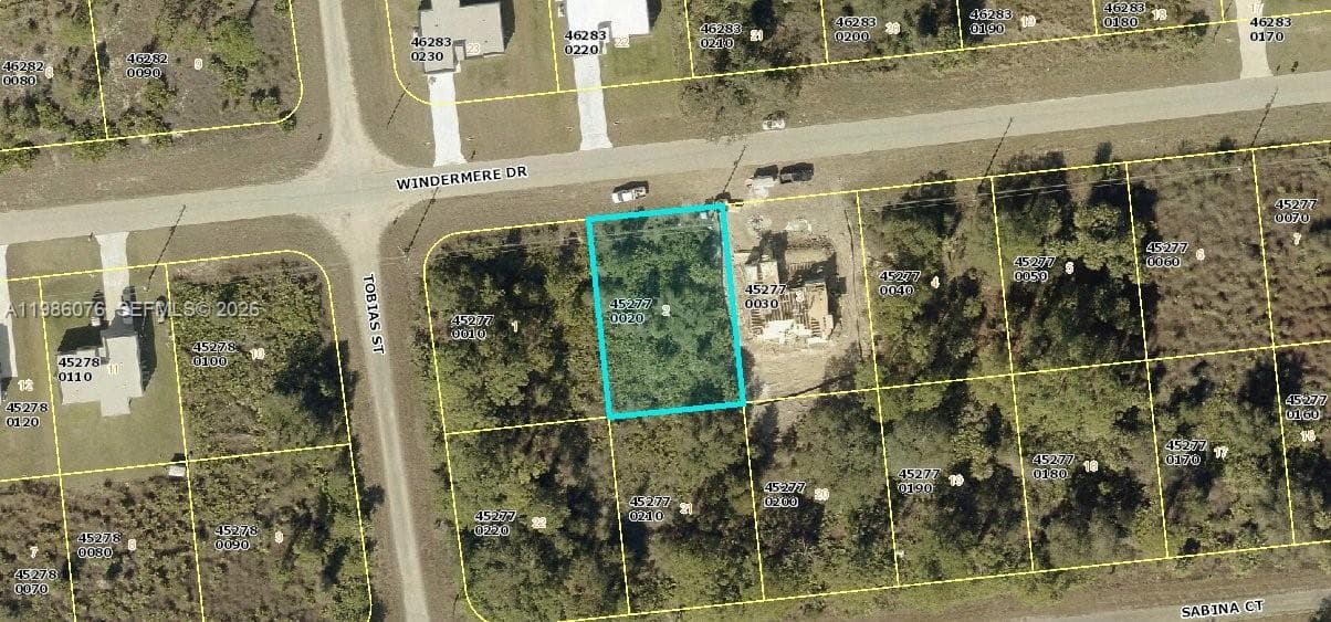 671 Windermere Dr., Lehigh Acres FL 33972