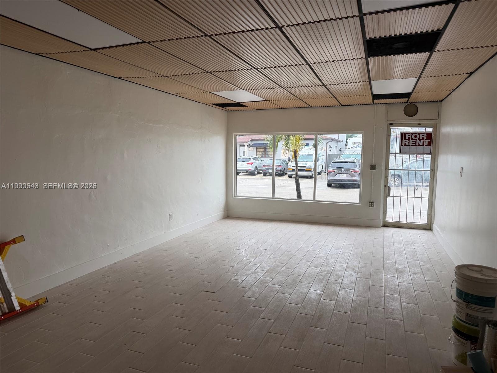 1352 E 4th Ave, Hialeah FL 33010