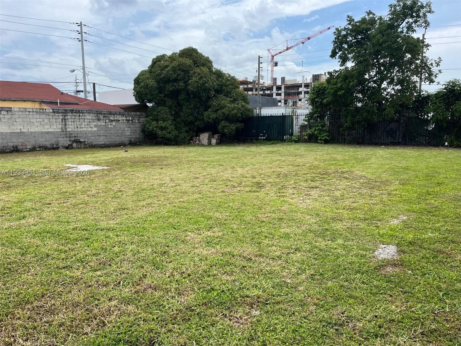 2410-2416 NW 7 CT