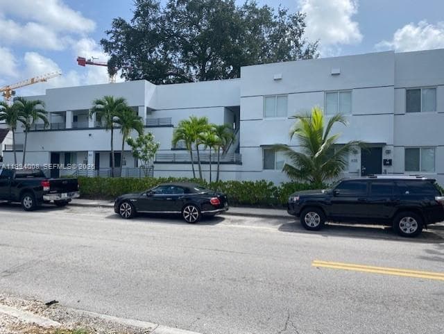 835 SW 8th Ave, Miami FL 33130