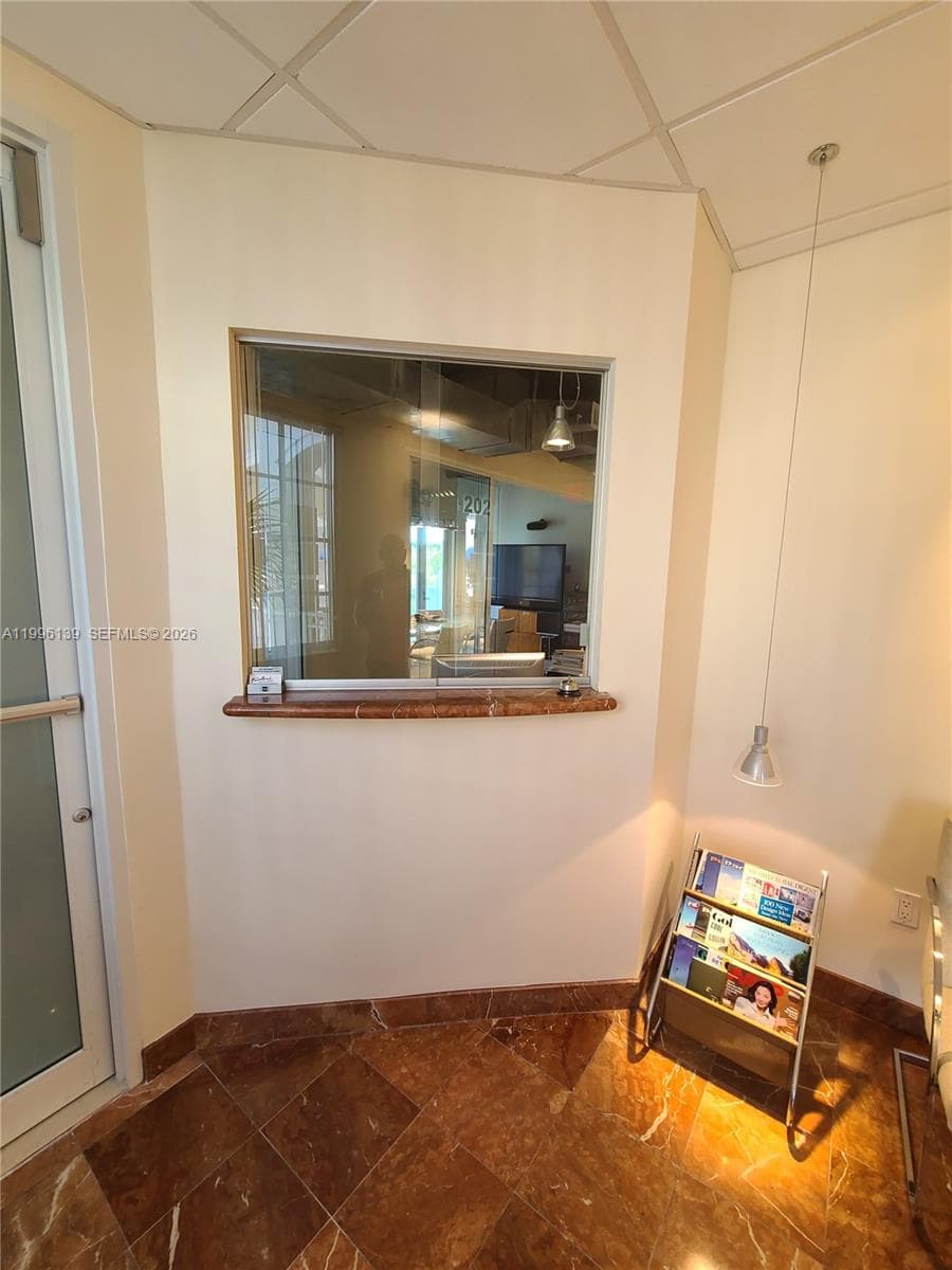 12940 SW 128th St # 202, Miami FL 33186