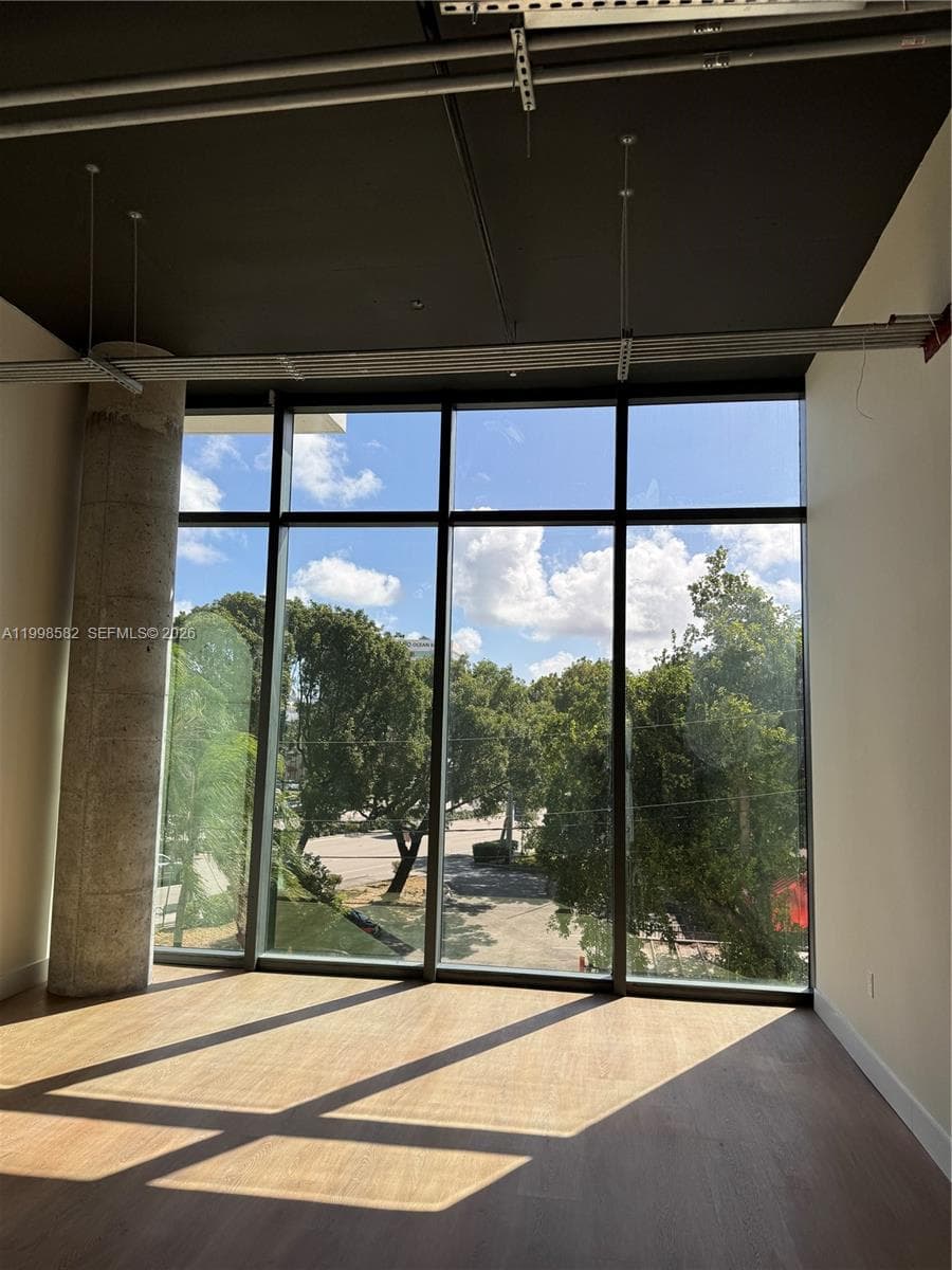 21290 Biscayne Blvd # 408, Aventura FL 33180