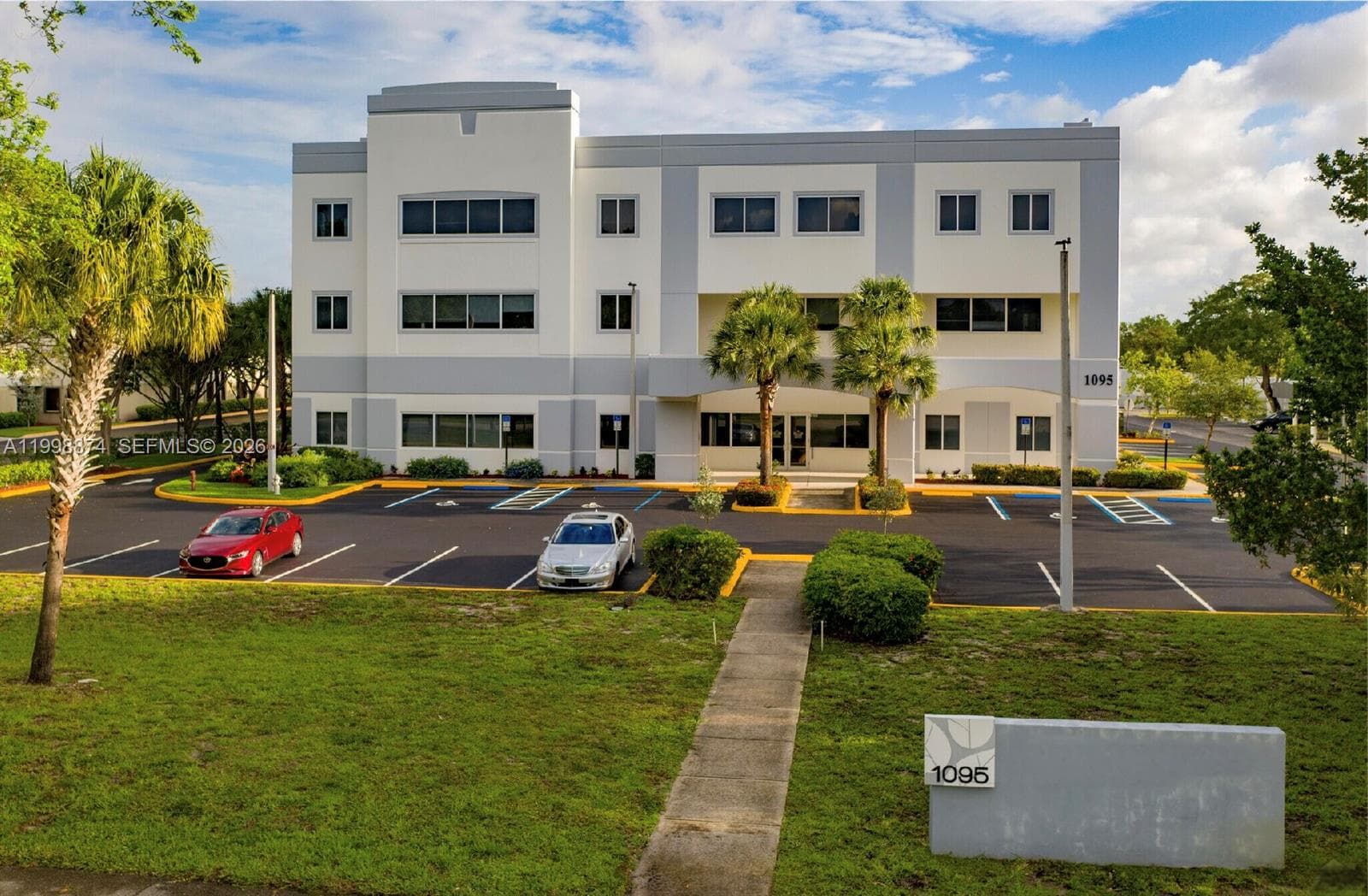 1095 NW Broken Sound Pkwy NW, Boca Raton FL 33487