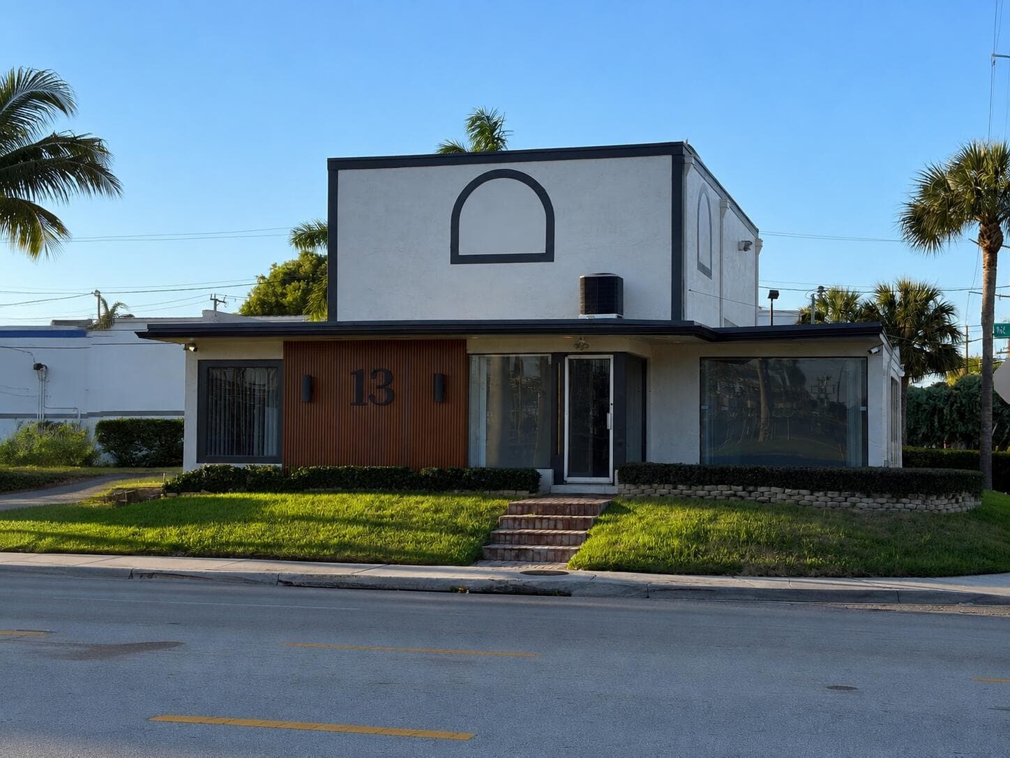 13 SW 10th Street, Deerfield Beach FL 33441