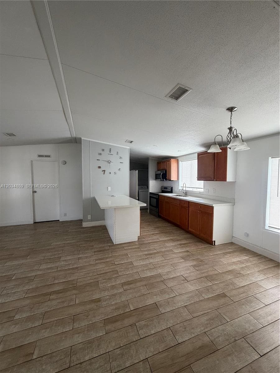 19800 SW 180th Ave, Miami FL 33187