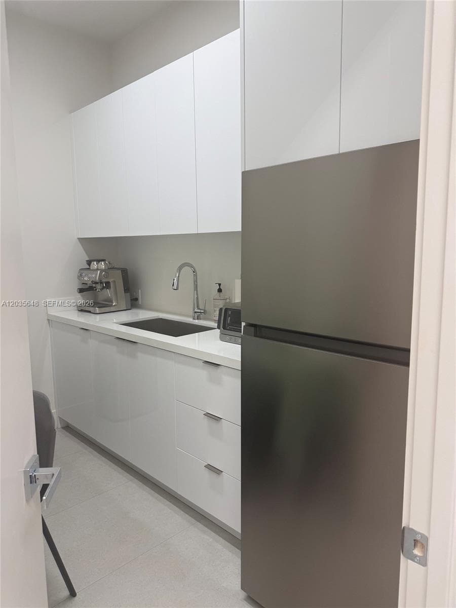 1695 NW 110th Ave # 106, Sweetwater FL 33172