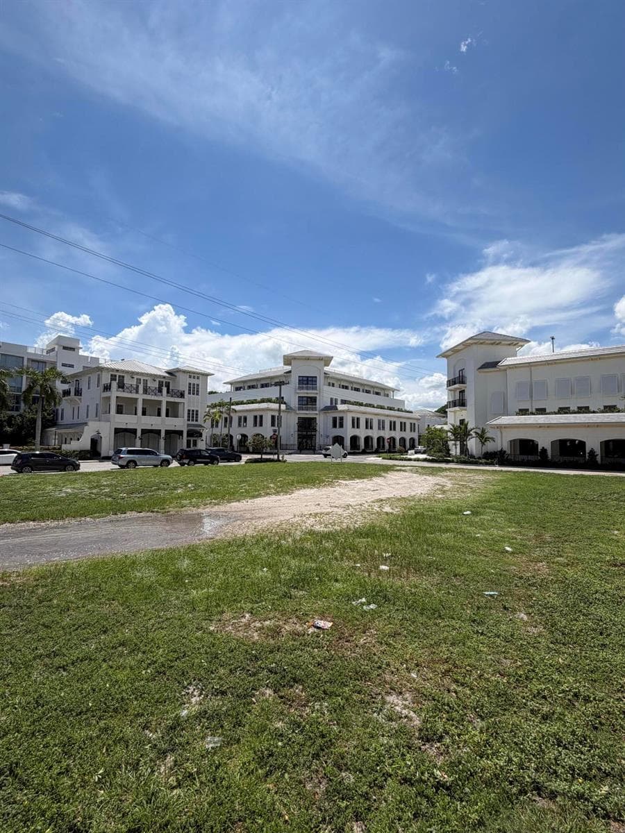 101 SE 1st Street, Delray Beach FL 33444
