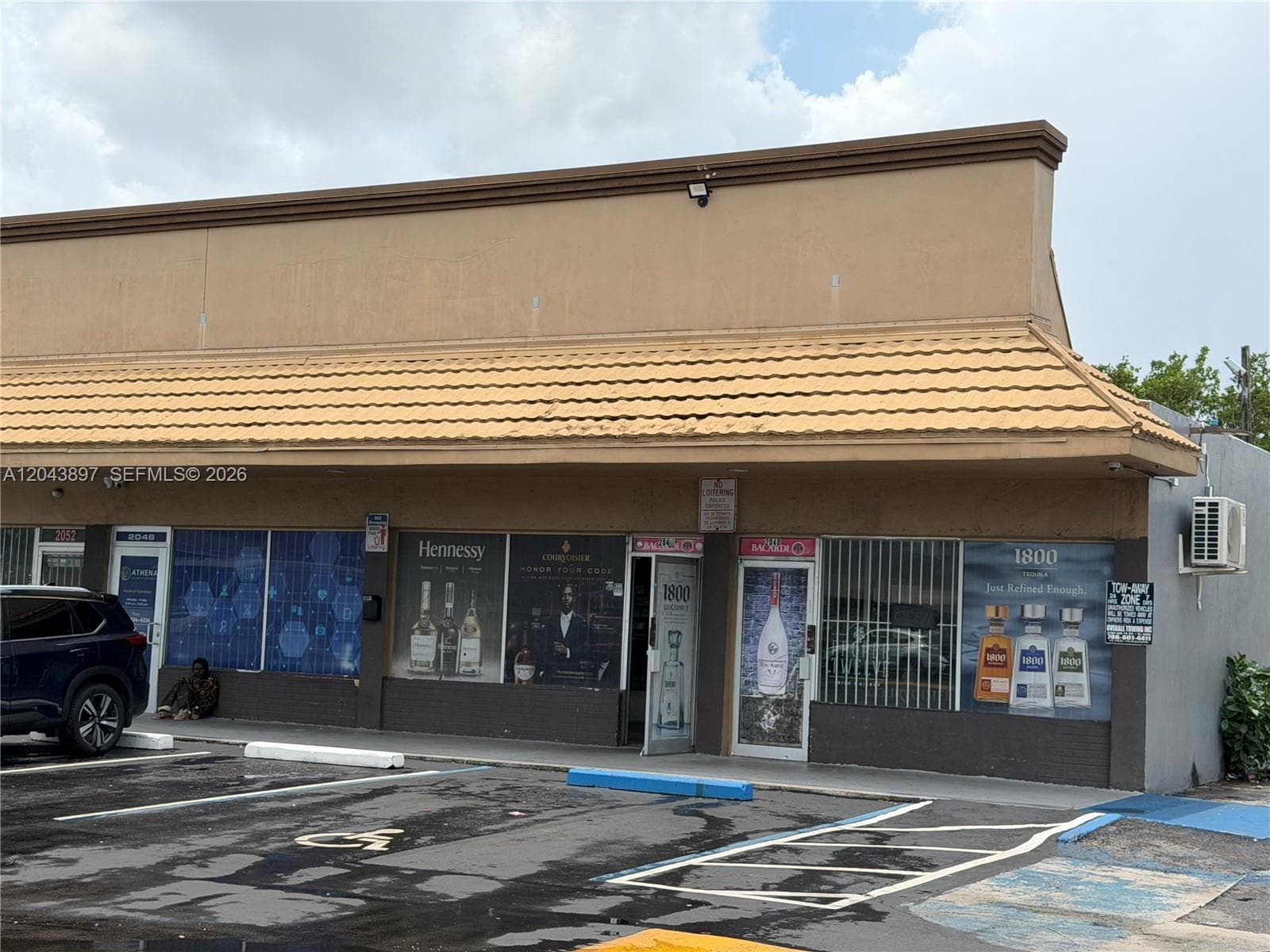 Opa-Locka, FL, 33054