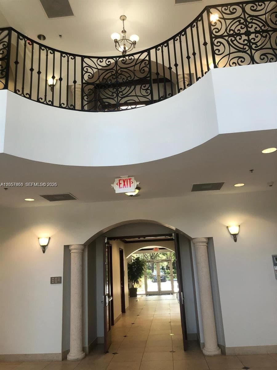 2893 Executive Park Dr # 302, Weston FL 33331