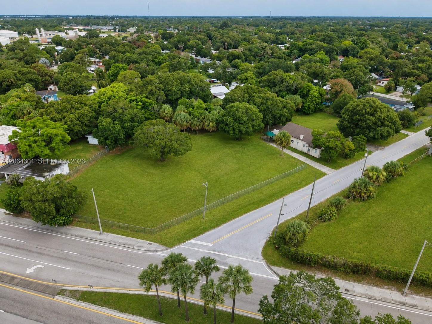 2108 Okeechobee Rd, Fort Pierce FL 34950