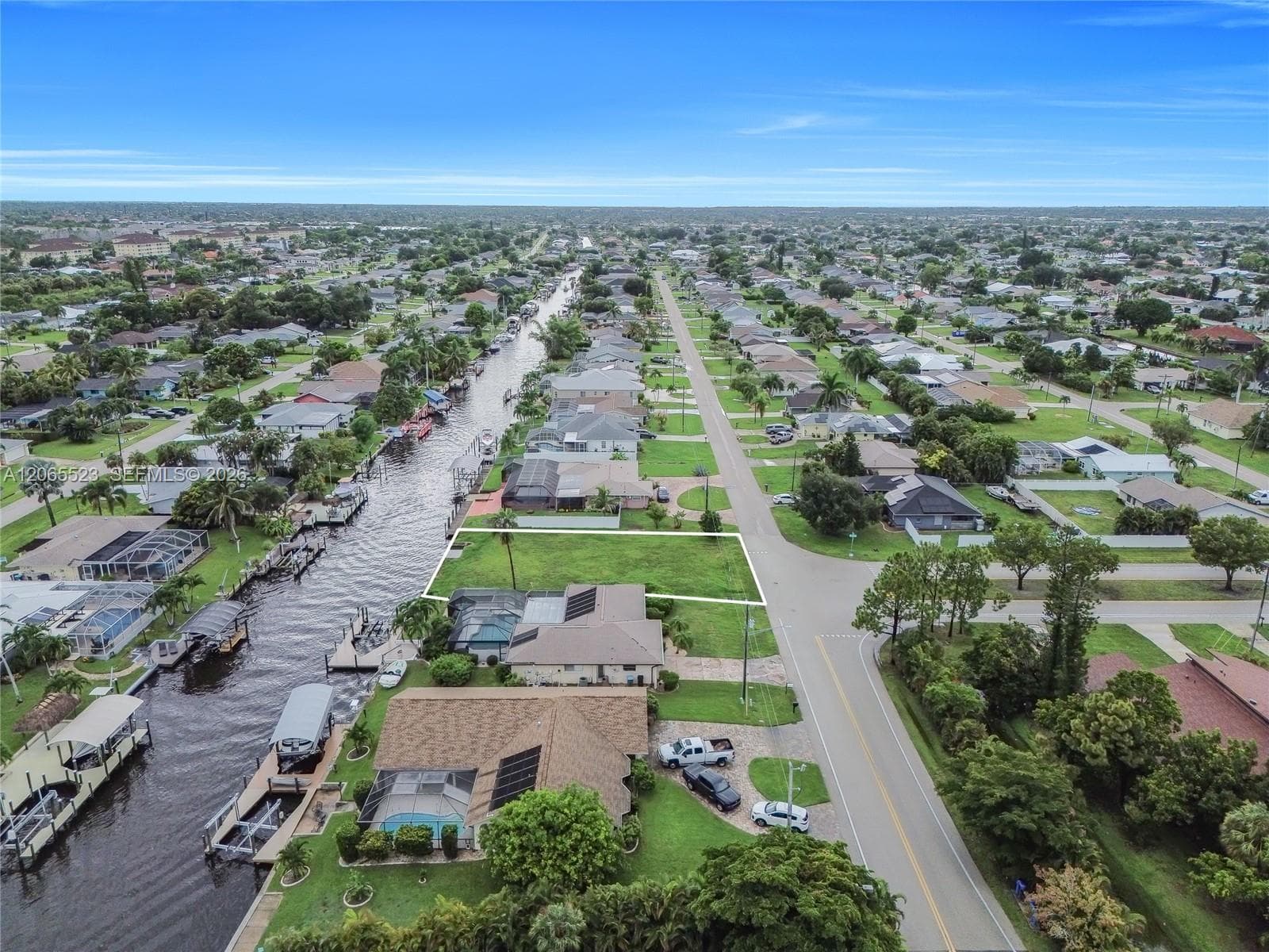 2328 SE 15 Terr, Cape Coral FL 33990