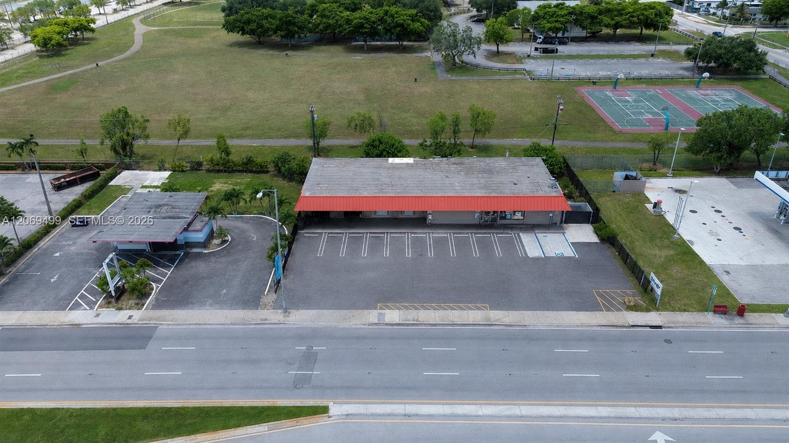 3251 NW 183rd St, Miami Gardens FL 33056