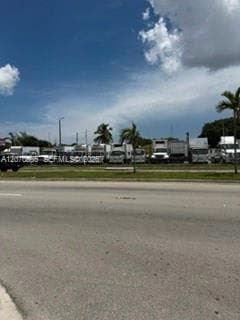 8975 NW 27th Ave, Miami FL 33147