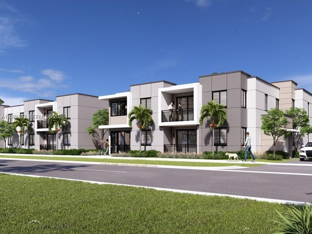 14315 SW 272nd St, Unincorporated Dade County FL 33032