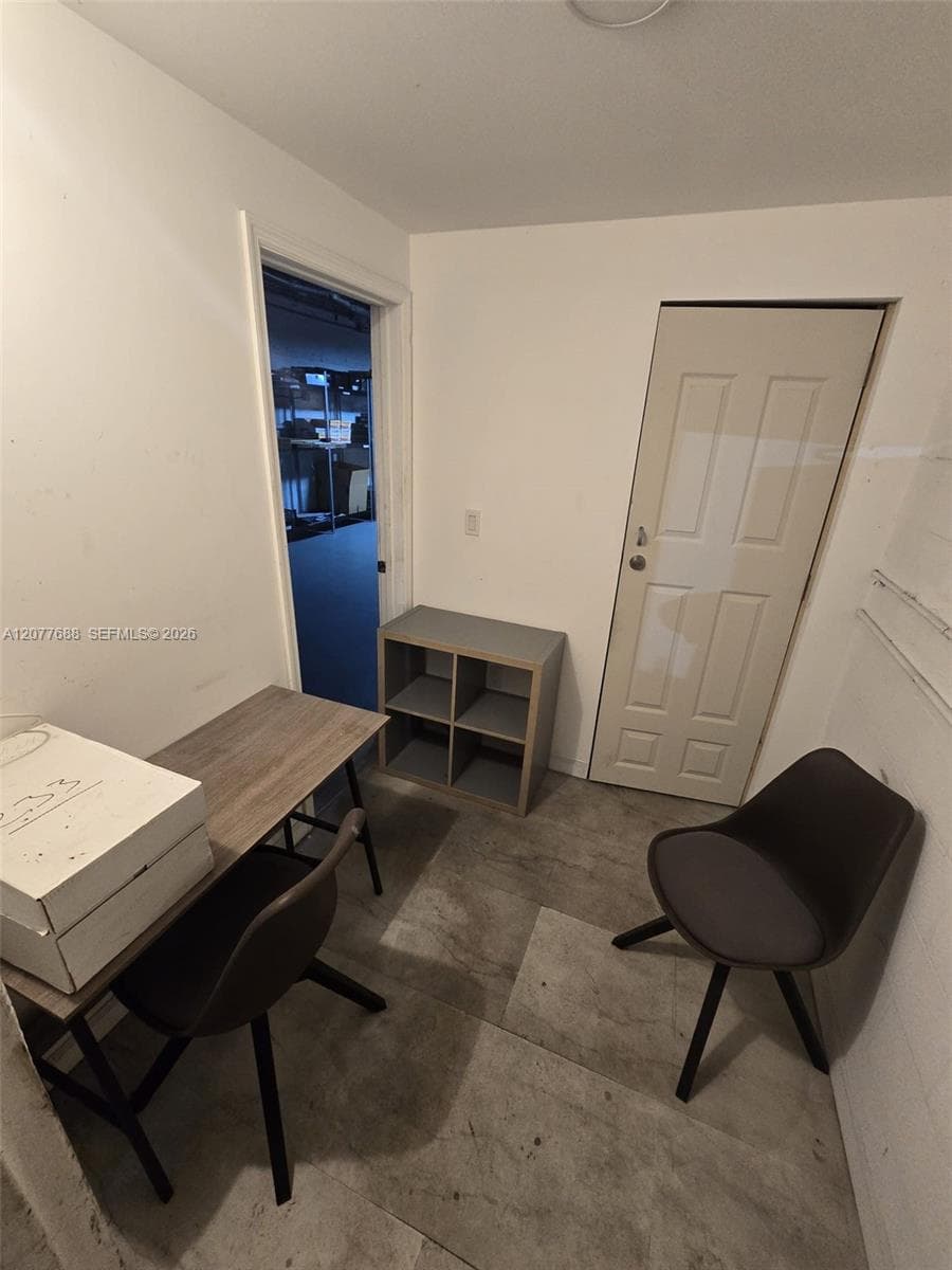 13690 SW 142nd Ave # 33, Miami FL 33186