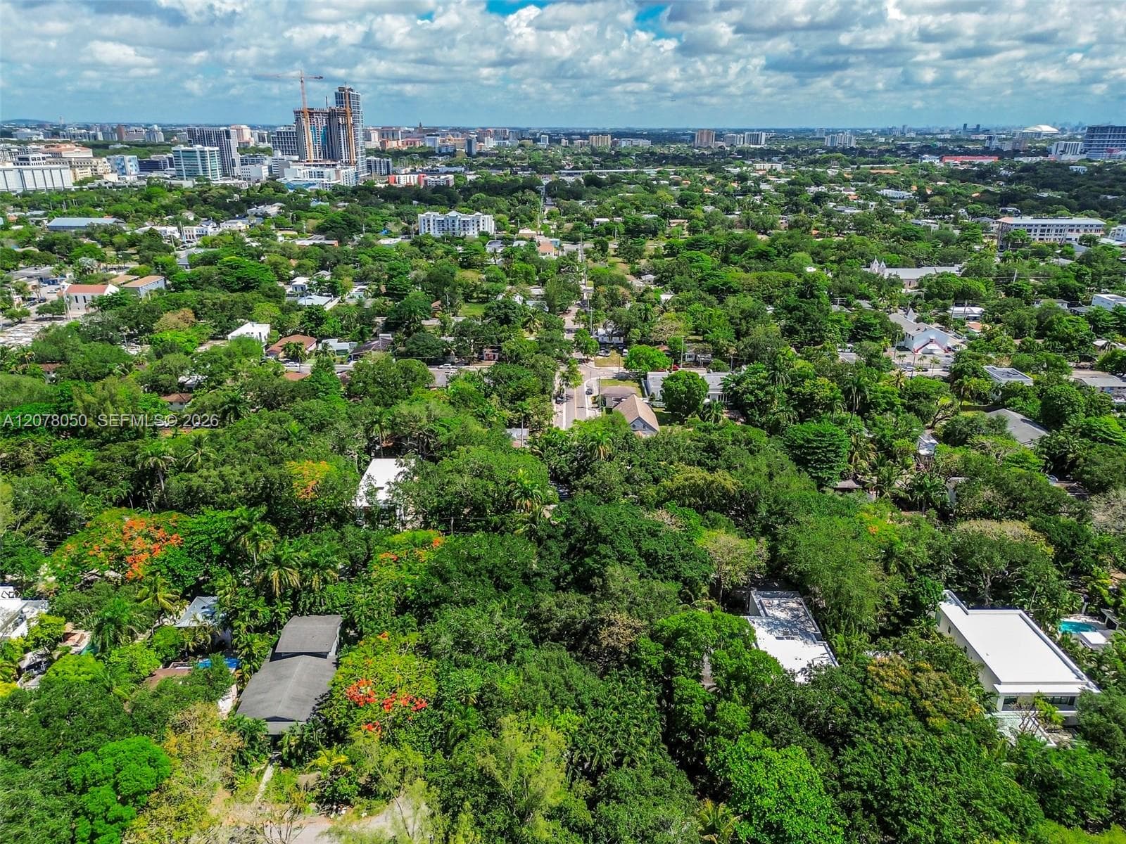 3595 Avocado Ave, Miami FL 33133