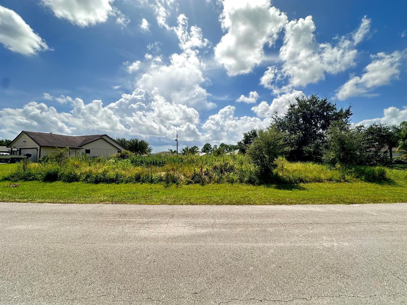 544 SW COLUMBUS Drive, Port St. Lucie FL 34953
