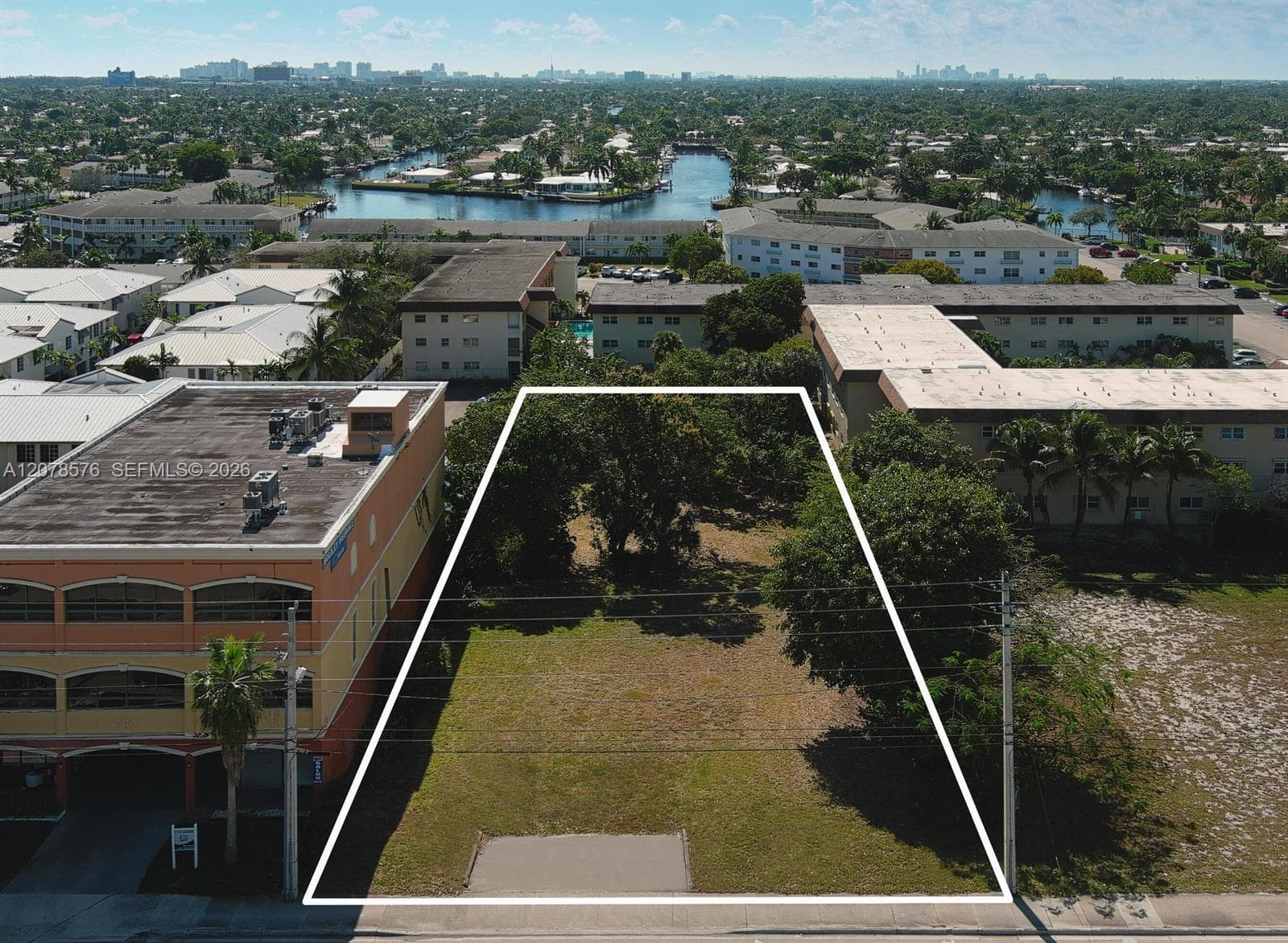 614 E Atlantic Blvd, Pompano Beach FL 33060
