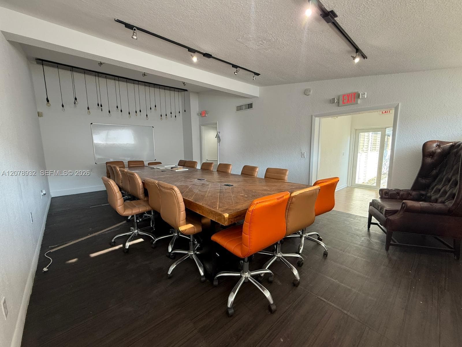 1500 SW 22nd St, Miami FL 33145