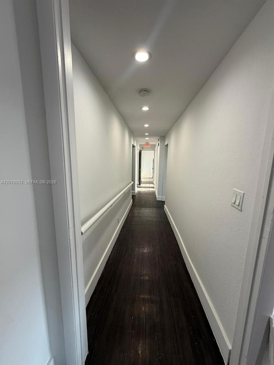 1500 SW 22nd St, Miami FL 33145