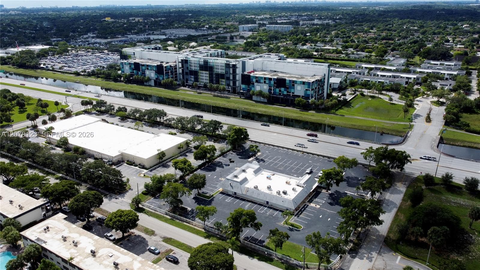 4441 W Sunrise Blvd, Plantation FL 33313