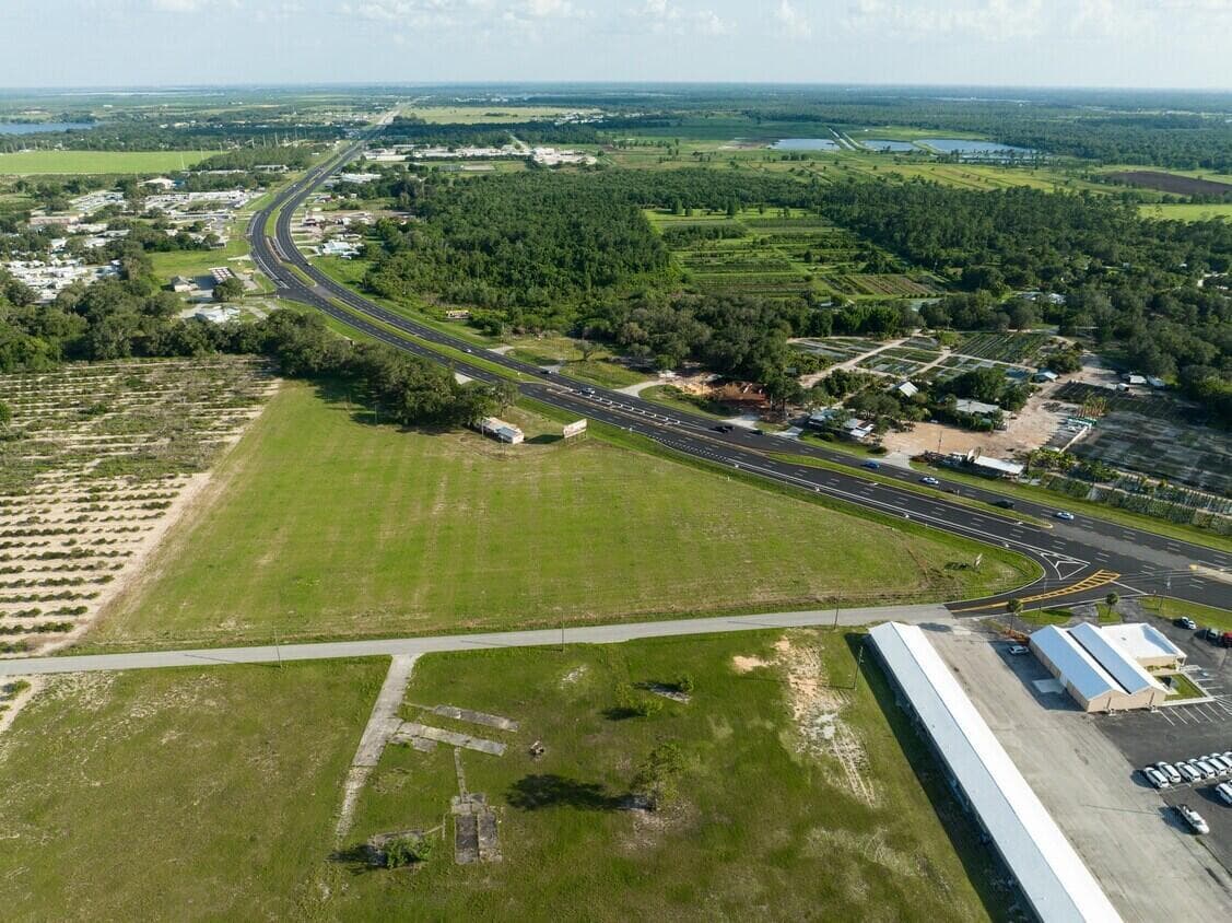 4906 3