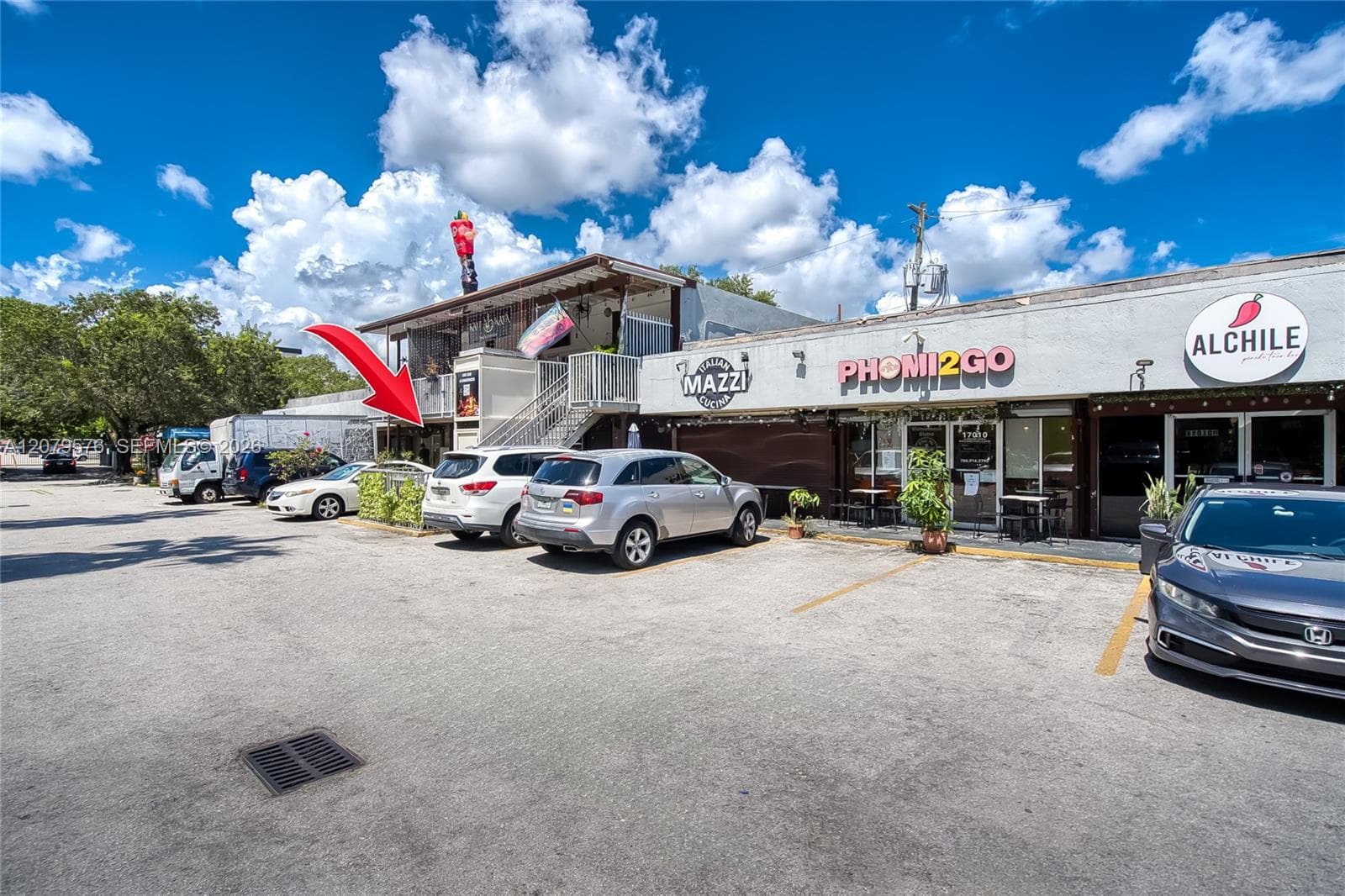 17010 W DIXIE HWY, North Miami Beach FL 33160