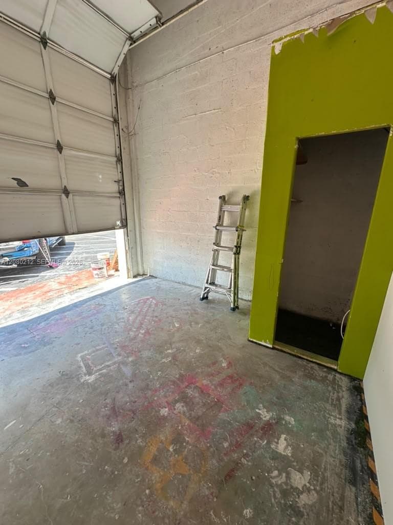 307 NW 10th Ter # 307, Hallandale Beach FL 33009