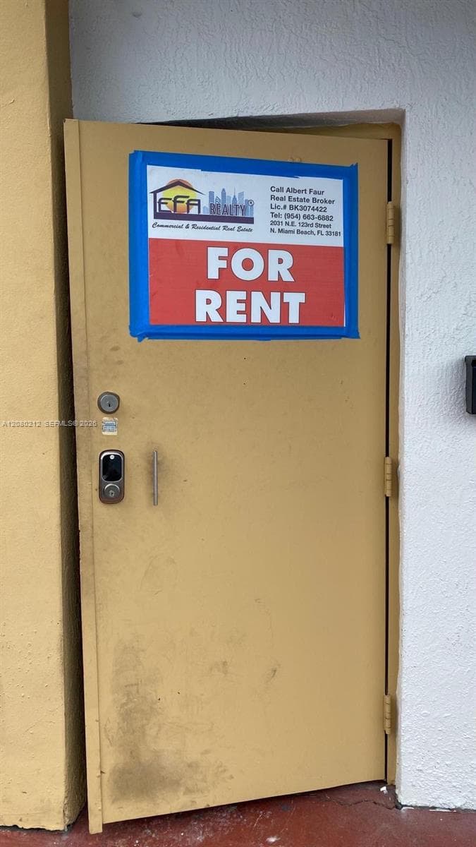 307 NW 10th Ter # 307, Hallandale Beach FL 33009