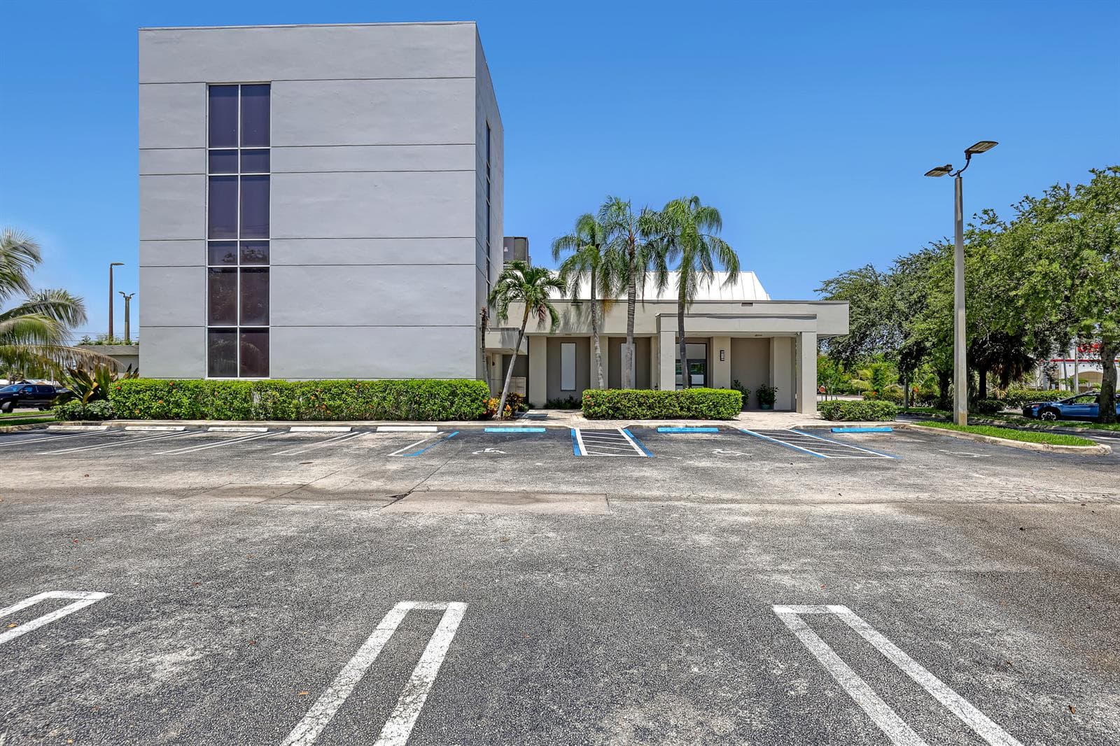 2701 Okeechobee (7)