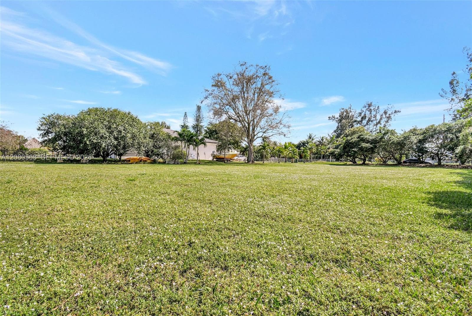 28 SW Street, Davie FL 33330