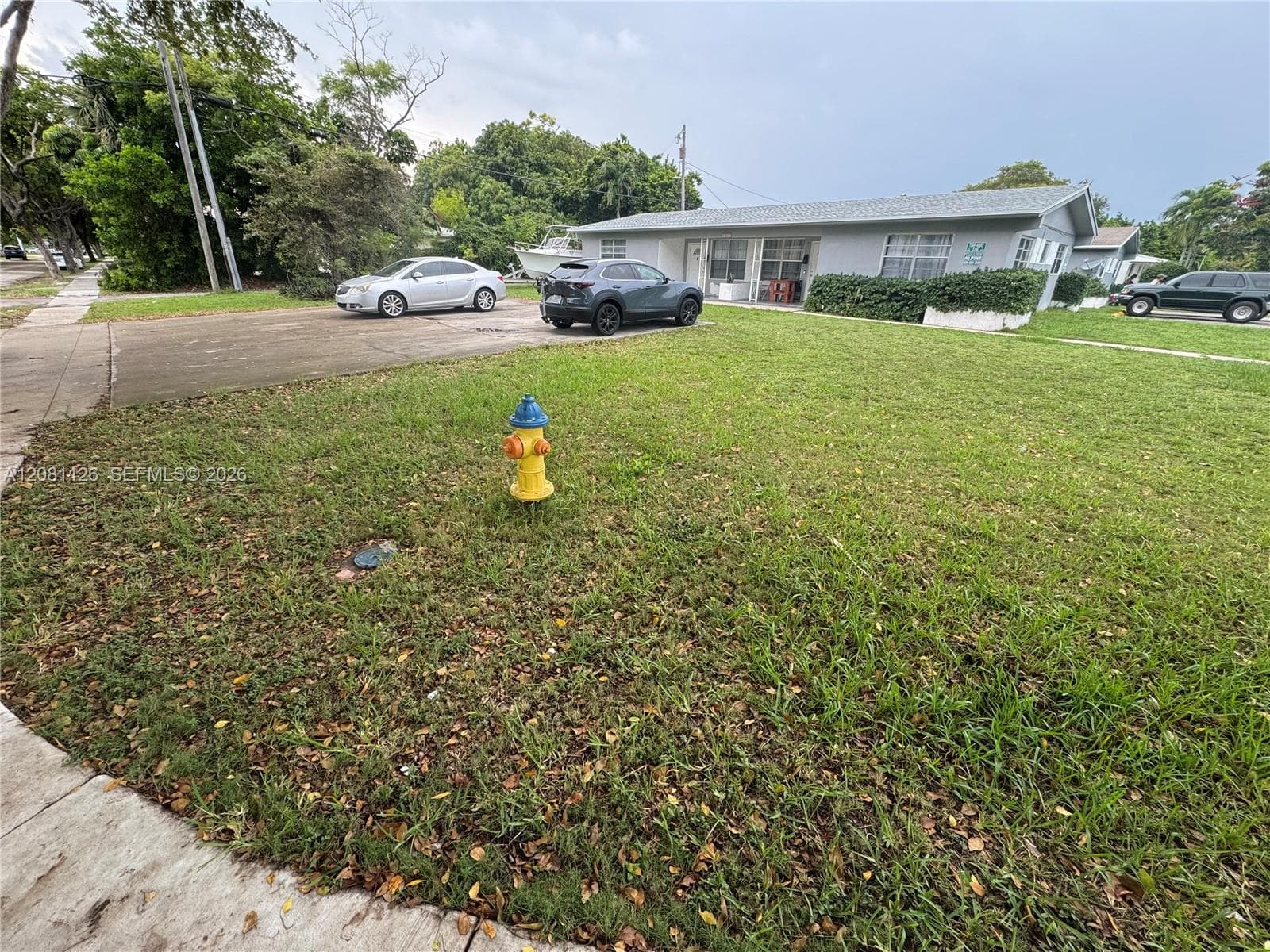16900 NE 18th Ave, North Miami Beach FL 33162